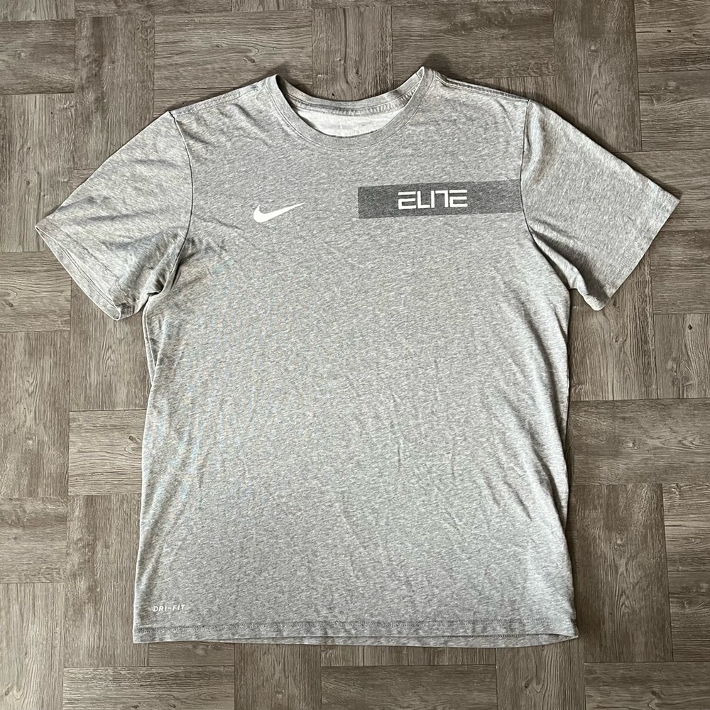 NIKE Dri Fit Men's Large Shirt Heather Gray Elite Graphic Short Sleeve Tee L